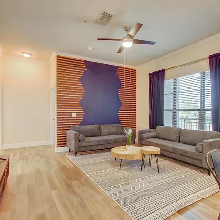 Halstead Luxury Living 3Bd Convenient Amenities Apartment